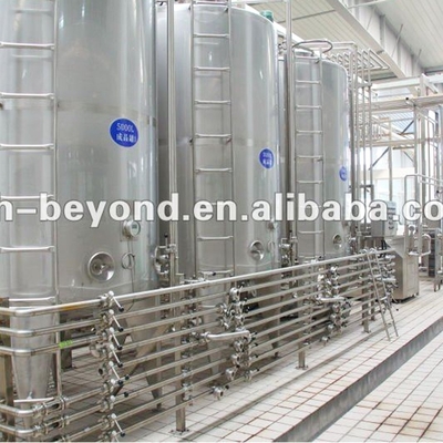 Réservoirs cylindriques en acier inoxydable pour le stockage de traitement du lait